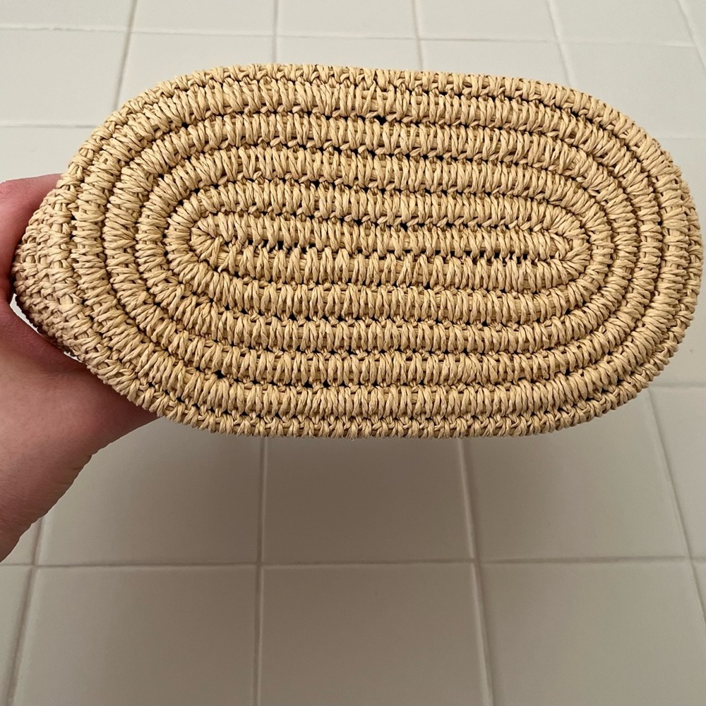 Lauren Ralph Lauren Woven Straw Medium Brie Tote Bag - Picture 6 of 8